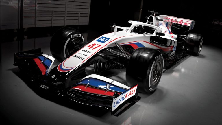 From Russia with Love? Haas toont nieuwe 2021-kleurstelling met Russisch tintje