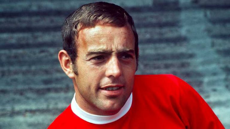 Liverpool-legende Ian St. John (82) overleden
