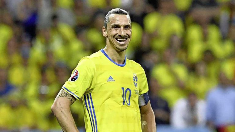 Zlatan Ibrahimovic (39) is weer international: ’De terugkeer van God’