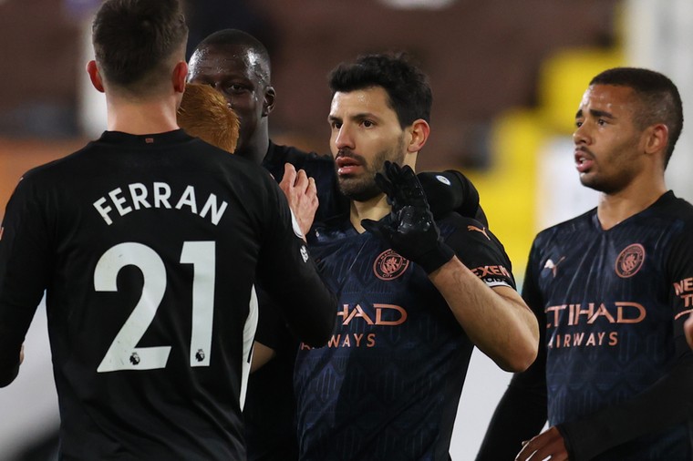 Mooie avond City dankzij ‘topscorer’ Stones en einde Agüero-droogte