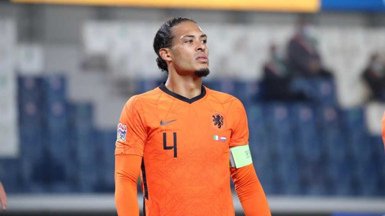 Bondscoach Frank de Boer over EK-deelname Virgil van Dijk: ’Zou bonus zijn’