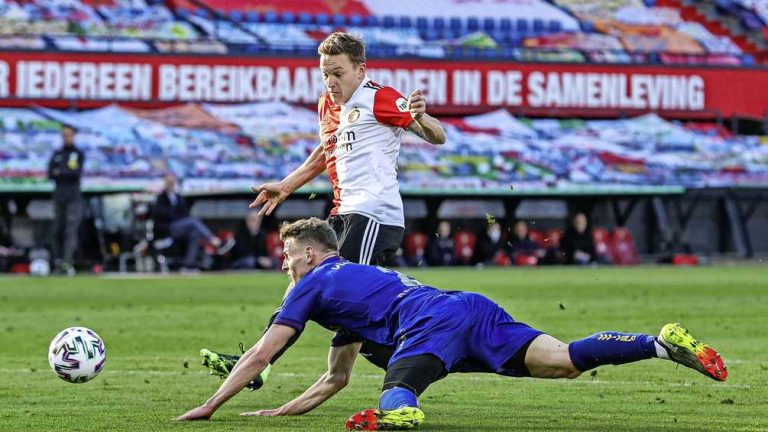 Feyenoord met speels gemak langs VVV-Venlo