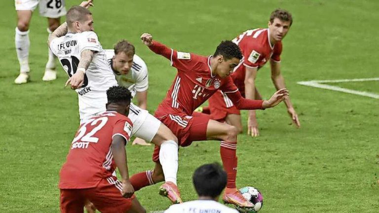 Bayern kan Union Berlin niet kloppen, Kluivert en Leipzig profiteren