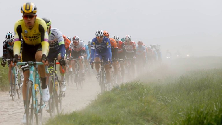 Wielerklassieker Parijs-Roubaix uitgesteld naar 2 en 3 oktober