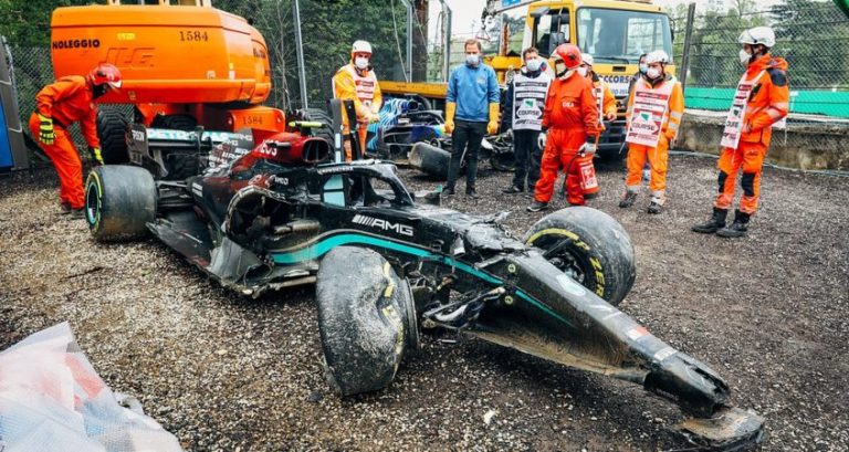 Beïnvloedt de crash tussen Bottas en Russell Mercedes’ strijd met Red Bull? ‘We zullen minder upgrades kunnen doen’