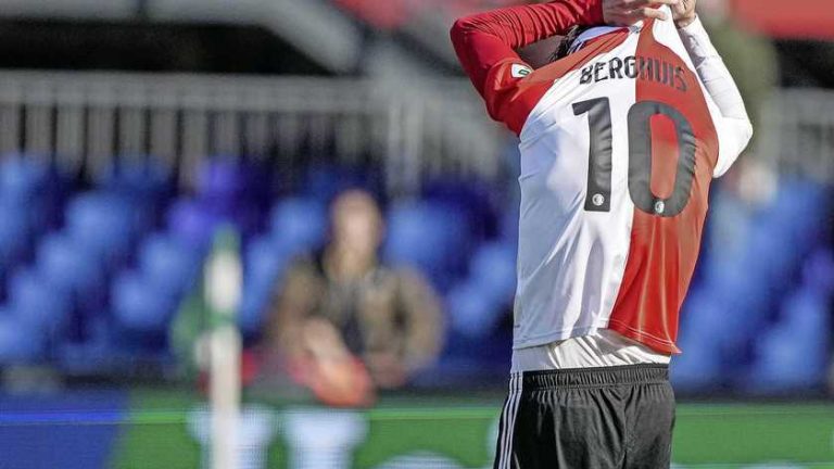 Feyenoord-aanvoerder Steven Berghuis mist ’Ajax-thuis’ door schorsing