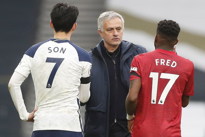 Mourinho: ‘Son heeft geluk dat zijn vader een beter persoon is dan Solksjaer’
