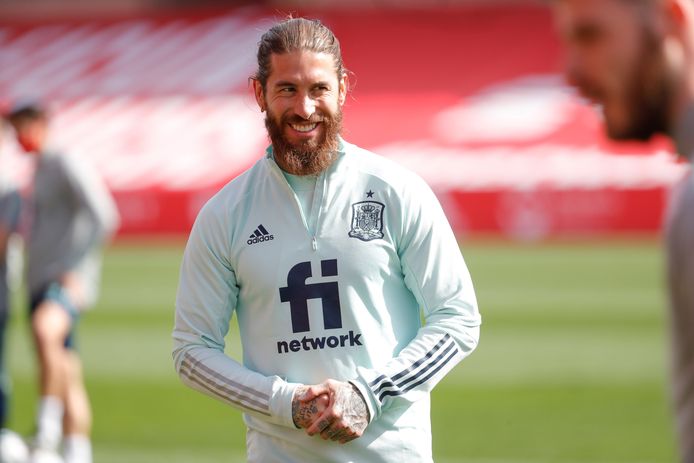 Sergio Ramos loopt nieuwe blessure op in aanloop naar duels met Liverpool en Barcelona