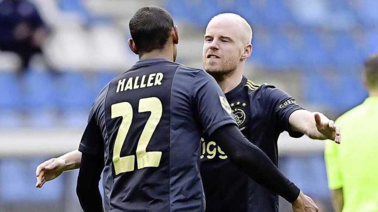 Ajax moeizaam langs SC Heerenveen