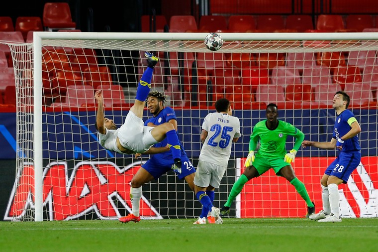 Chelsea ondanks Van Basten-goal FC Porto door naar halve finale