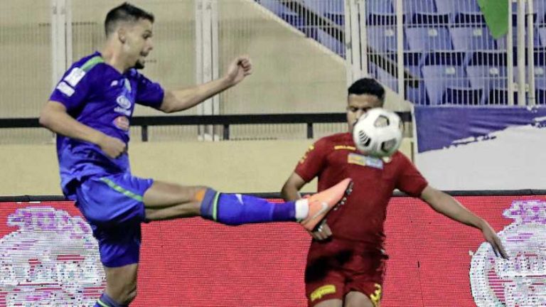 Mitchell te Vrede gaat voor Suriname spelen