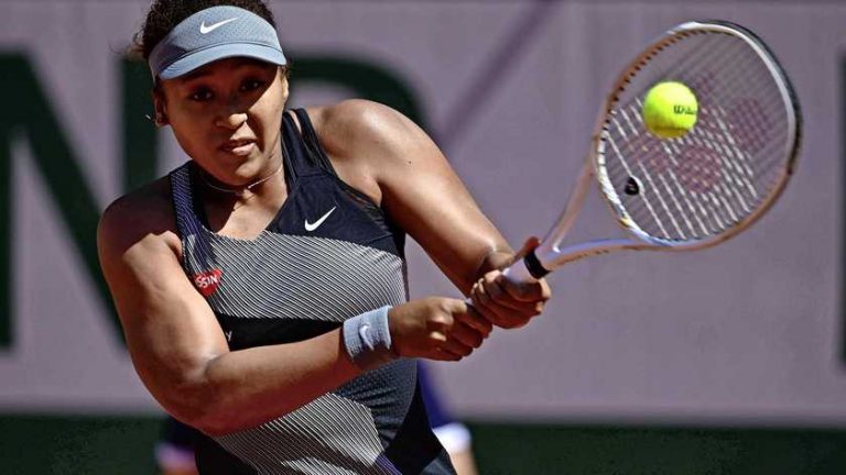 Roland Garros dreigt Naomi Osaka uit toernooi te zetten