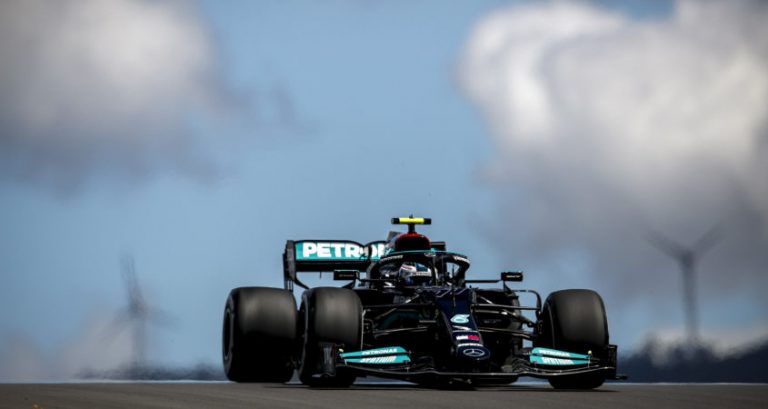 Bottas houdt Hamilton met minimale marge van honderdste pole af, Verstappen derde