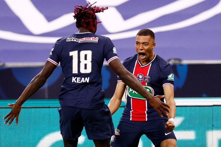 PSG viert bekerfeest in aanloop naar zinderende Ligue 1-climax