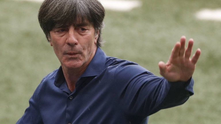 Trainer Löw gooit deur dicht voor Oranje: ‘Nu totaal geen interesse’