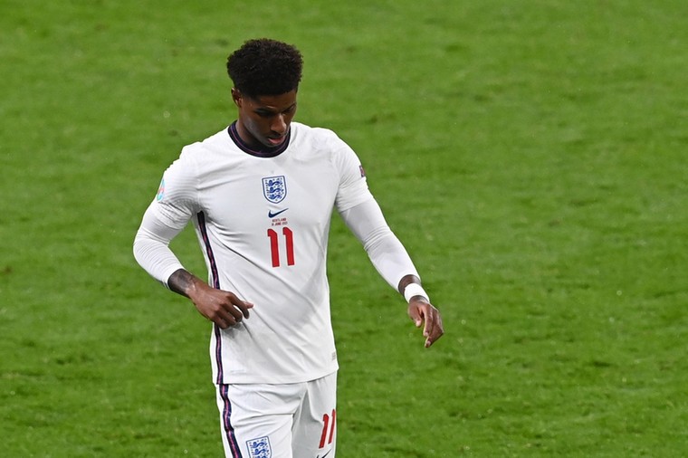 Operatie of niet? Rashford gaat al maanden door de pijngrens