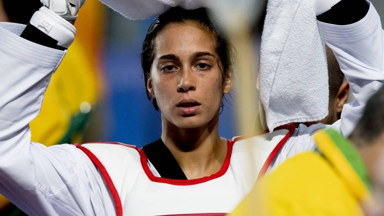 Geen Spelen en einde carrière voor taekwondoka Oogink na positieve coronatest