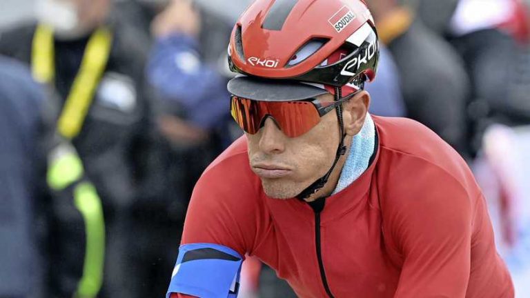 Philippe Gilbert en Chris Froome redden Tour de France-fan uit ravijn