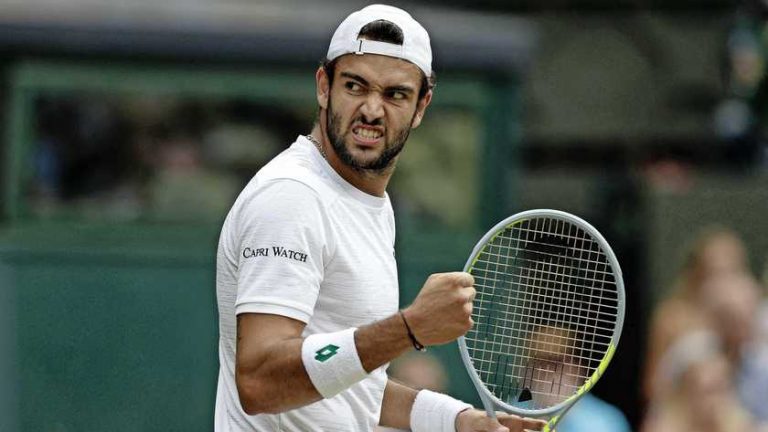 Matteo Berrettini rekent af met Federer-beul Hurkacz en plaatst zich voor finale Wimbledon