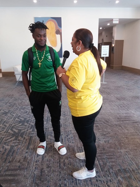 Ivenzo Comvalius: “Een basisplek? Dat ligt aan de trainer”