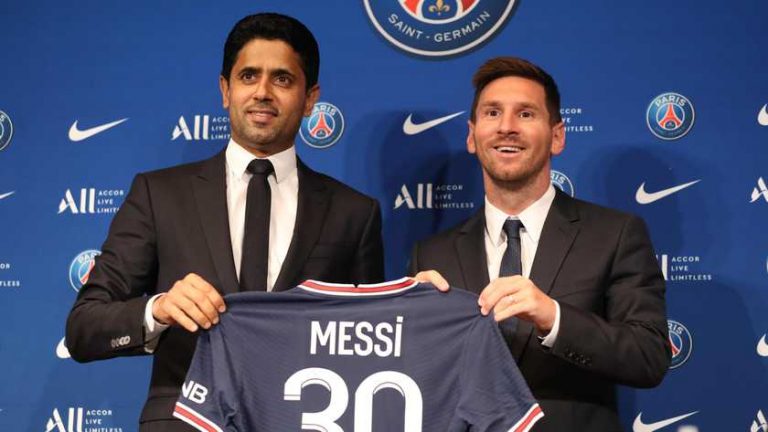 PSG presenteert Lionel Messi: ’Historische dag voor club en voetbal’