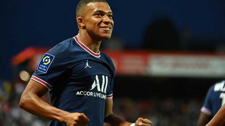 Spaanse kranten pakken fors uit met Real-bod van 160 miljoen euro op Kylian Mbappé