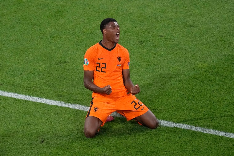 Dumfries heeft toptransfer naar Inter te pakken