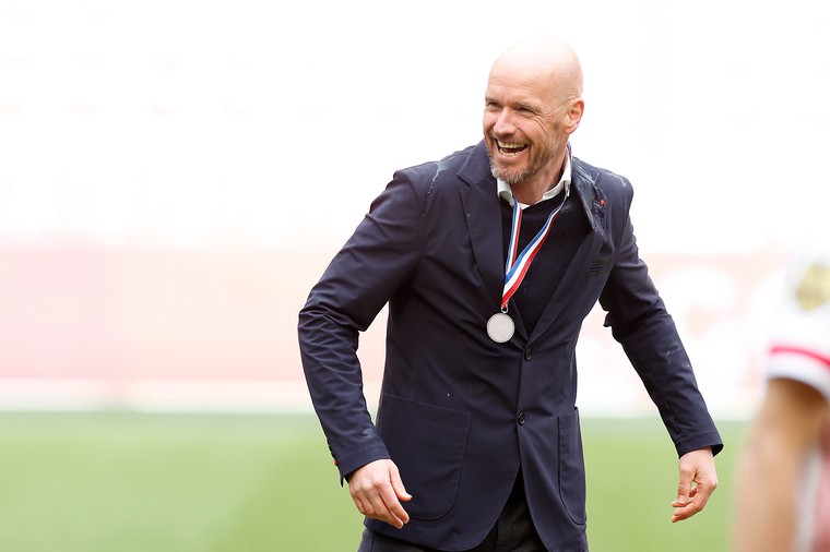 Erik ten Hag voor derde keer bekroond met Rinus Michels Award