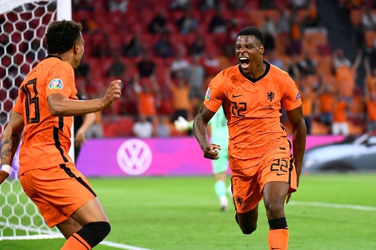 Oranje is Duitsland voorbij en nadert toptien op FIFA-ranking