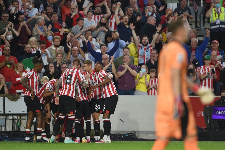 Brentford zorgt ten koste van Arsenal voor schitterende start Premier League