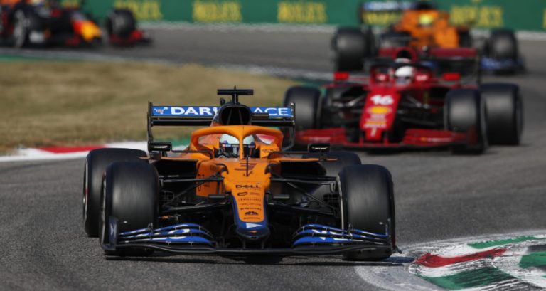 Leclerc: ‘Slecht nieuws voor Ferrari als Ricciardo zo blijft presteren’