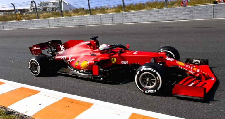 VT2: Ferrari-duo het snelst, problemen houden Hamilton aan de kant
