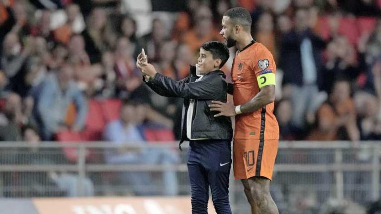 Hans Kraay jr. wil boete betalen voor 13-jarige ’selfiemaker’ Amin
