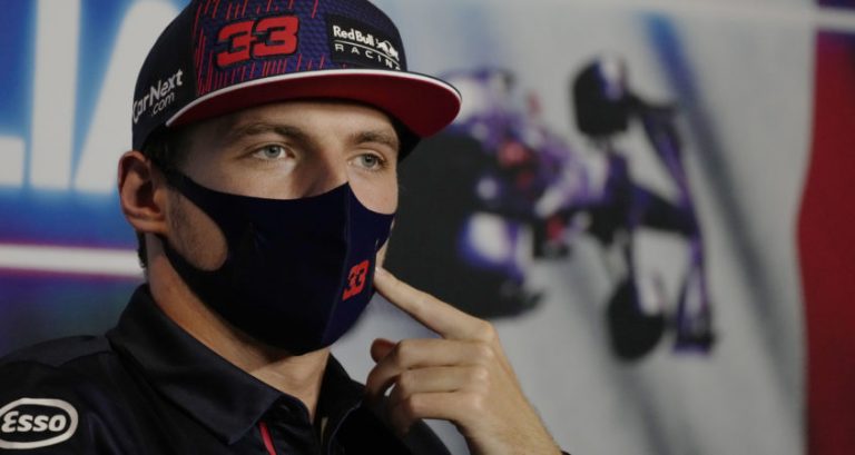 Verstappen gaat nog lang niet rekenen: ‘Focus me steeds op het weekend voor me’