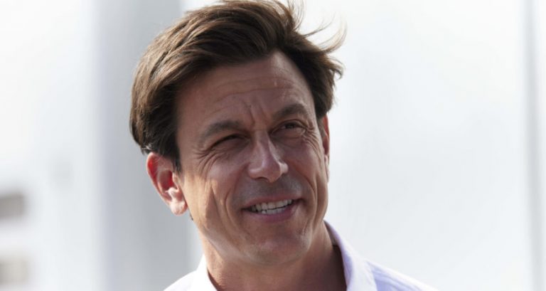 Wolff verwacht intens weekend in Rusland: ‘Dit jaar is een ander verhaal’