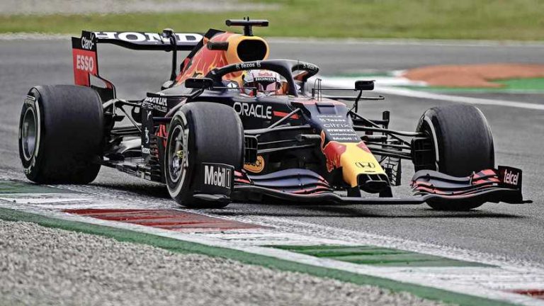 Lewis Hamilton blijft Max Verstappen in Monza ruim voor in eerste training