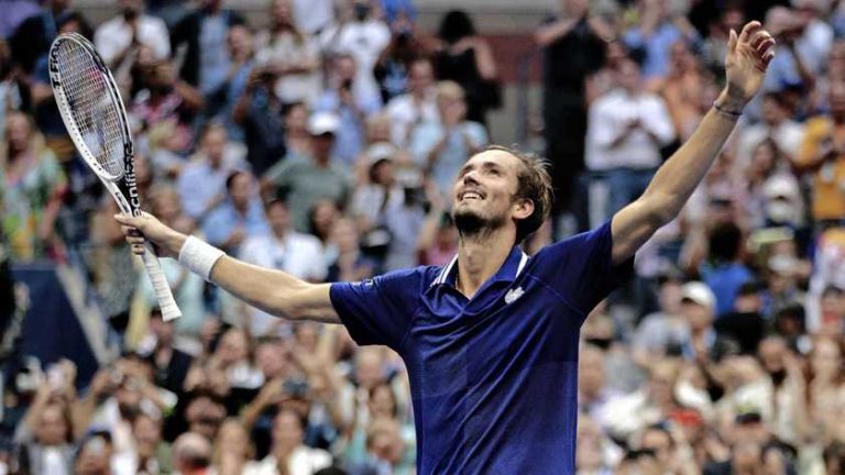Grand Slam-droom Novak Djokovic aan duigen: Daniil Medvedev wint US Open