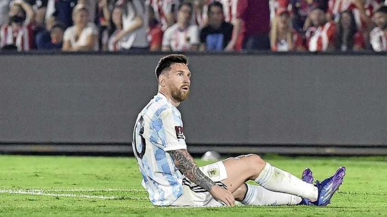 Lionel Messi nog beetje verloren in Parijs
