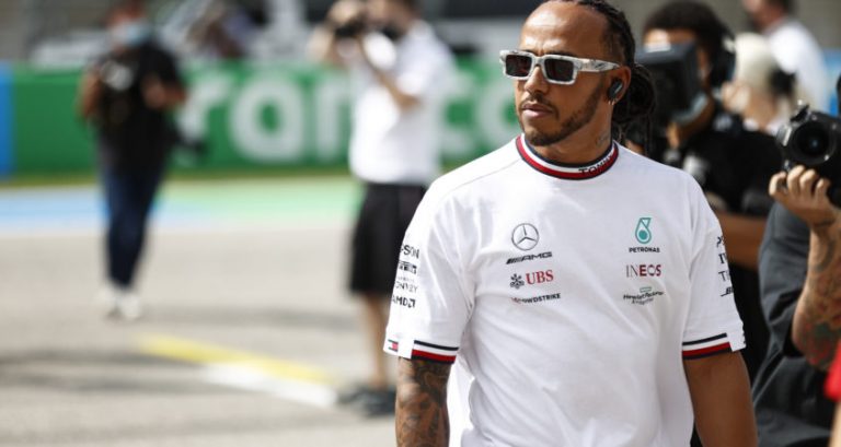 Hamilton over seizoen 2021: ‘Het moeilijkste jaar op zoveel niveaus’