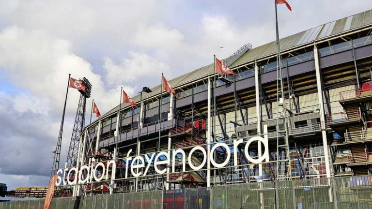 Feyenoord lijdt in coronaseizoen 17 miljoen euro verlies