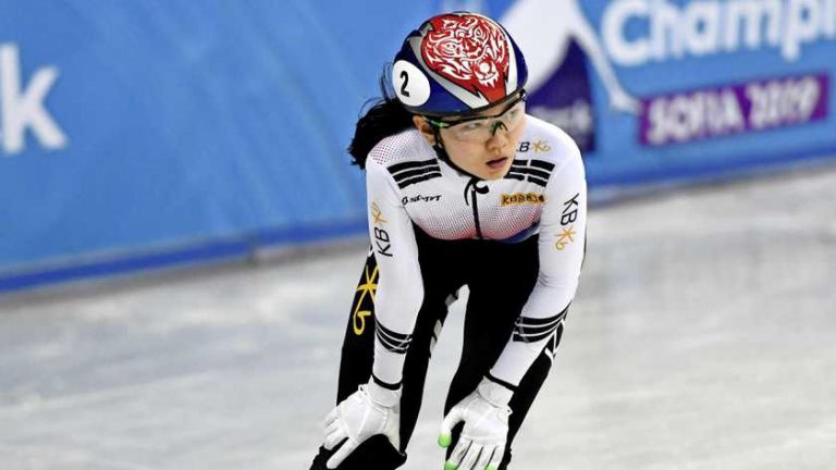 Verdachte sms’jes kosten olympisch kampioene plek in shorttrackploeg Zuid-Korea