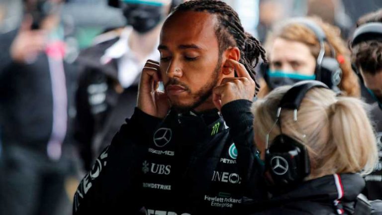 Lewis Hamilton steekt hand in eigen boezem na mislukte strategie