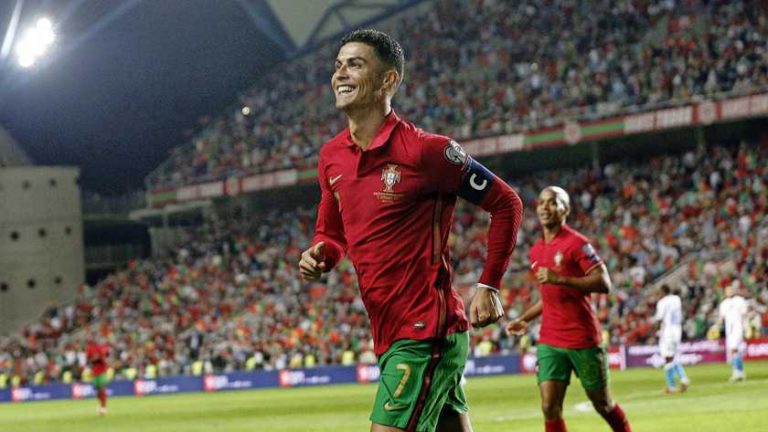 Cristiano Ronaldo scoort er weer op los: ’Het zit in mijn dna’