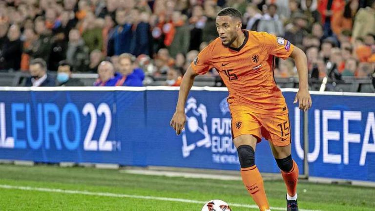 Louis van Gaal maakt voorselectie bekend: Arnaut Danjuma nu wel van de partij
