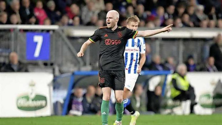 Davy Klaassen oneens met Erik ten Hag: ’Ik heb liever dat Erling Haaland er niet bij is’