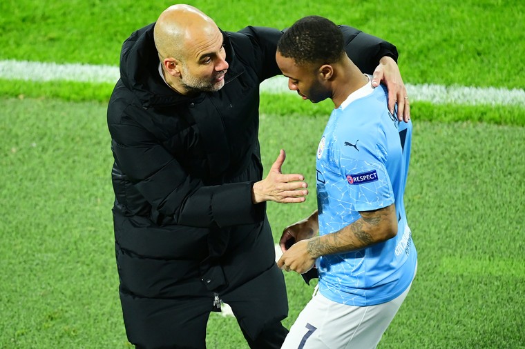 Guardiola reageert op transferidee Sterling: ‘Andere spelers klagen niet’