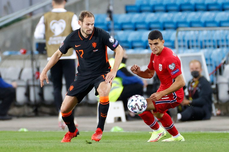 Noorwegen blijft op koers voor finale in De Kuip, Turkije door oog van de naald