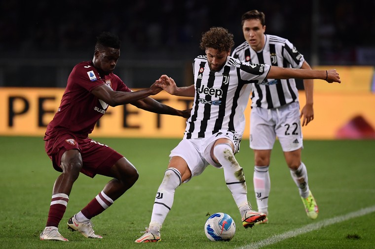 Locatelli helpt Juventus aan derbyzege na zeldzaam ongevaarlijke eerste helft