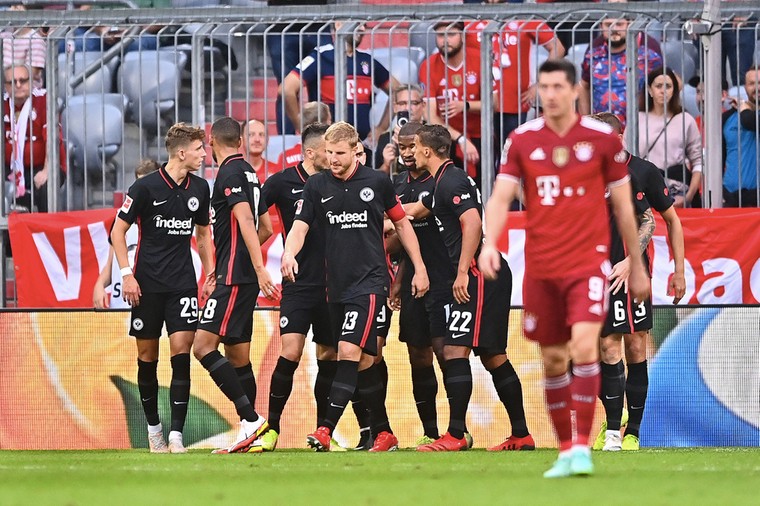 Bayern lijdt pijnlijke en zeldzame nederlaag door Kostic