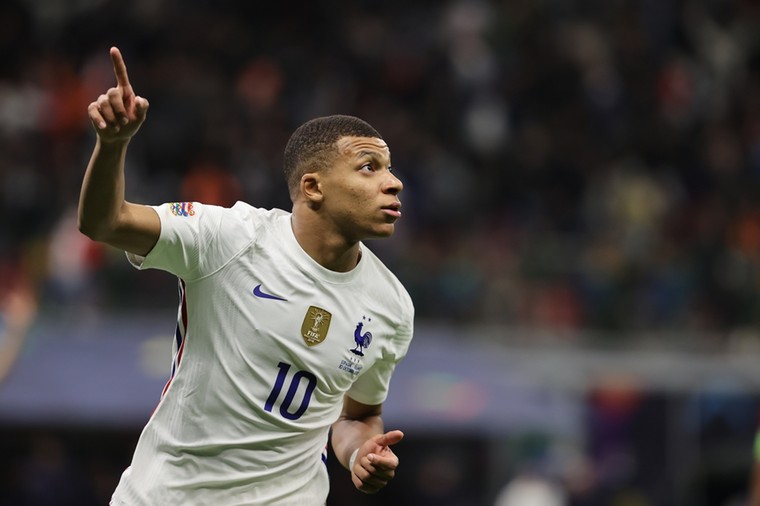Mbappé geeft olympische droom niet op: hij gaat voor goud in Parijs